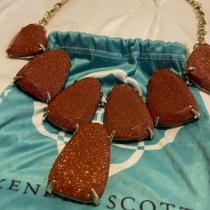 NWOT Rare Kendra Scott Goldstone Harlie Necklace